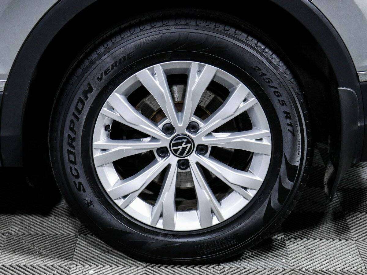 Volkswagen Tiguan б/у, 2021, Роботизированная. Фото: #10