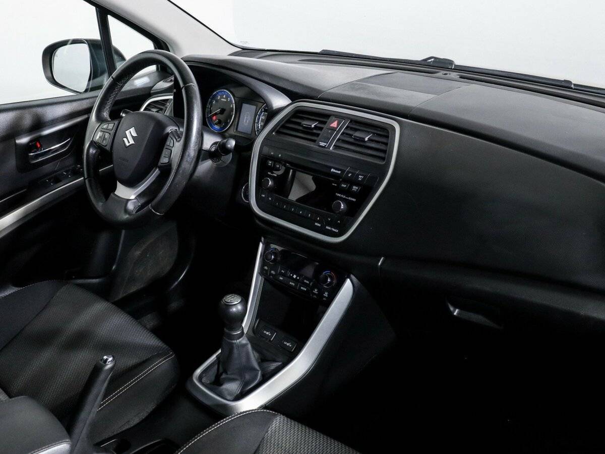 Suzuki SX4 б/у, 2014, Механическая. Фото: #8