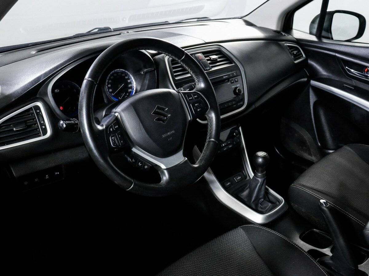 Suzuki SX4 б/у, 2014, Механическая. Фото: #13