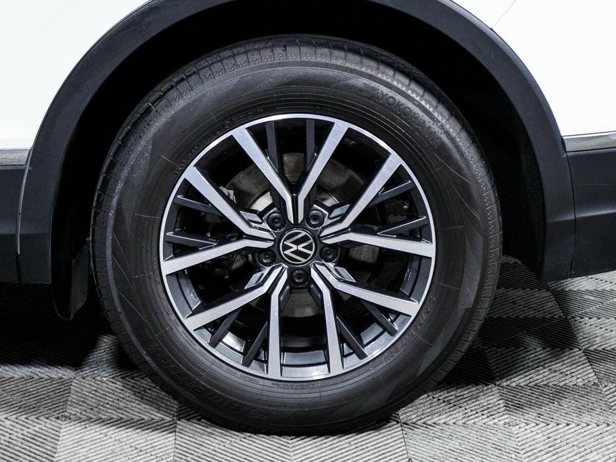 Volkswagen Tiguan б/у, 2021, Роботизированная. Фото: #14