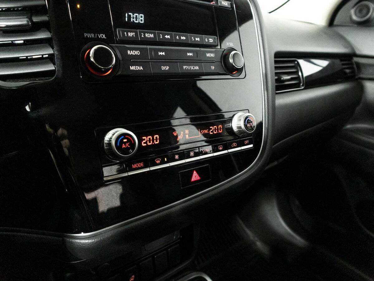 Mitsubishi Outlander б/у, 2022, Вариатор. Фото: #15