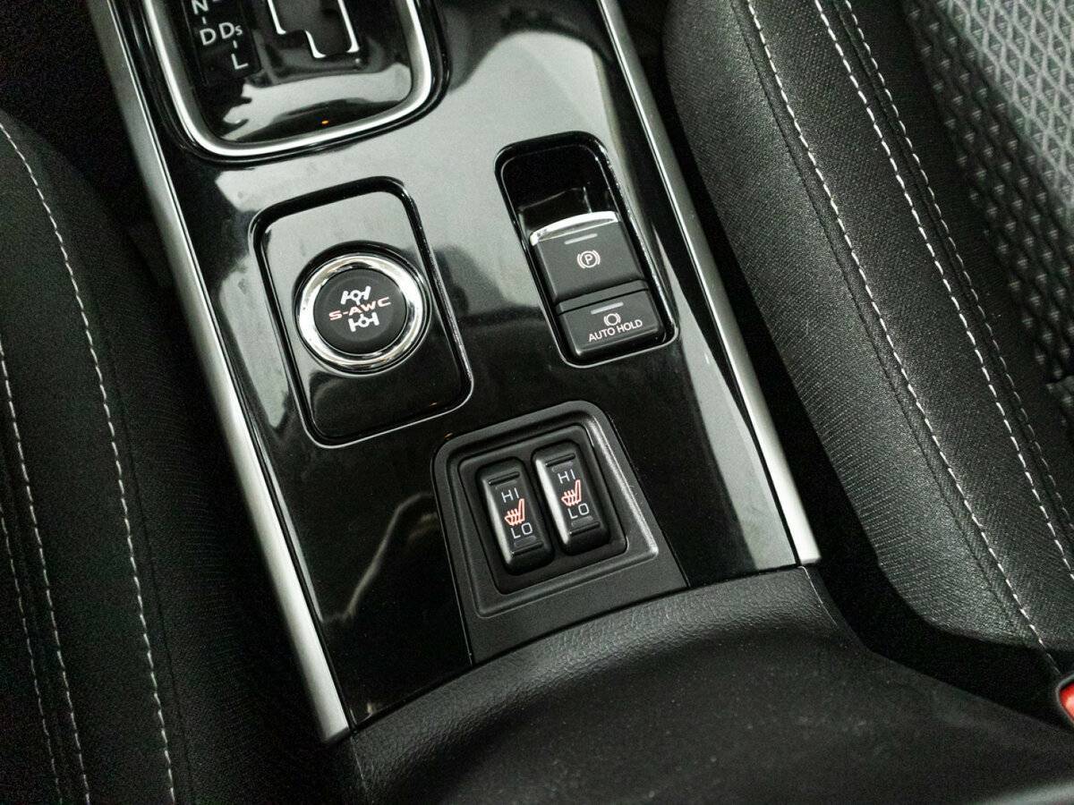 Mitsubishi Outlander б/у, 2022, Вариатор. Фото: #16