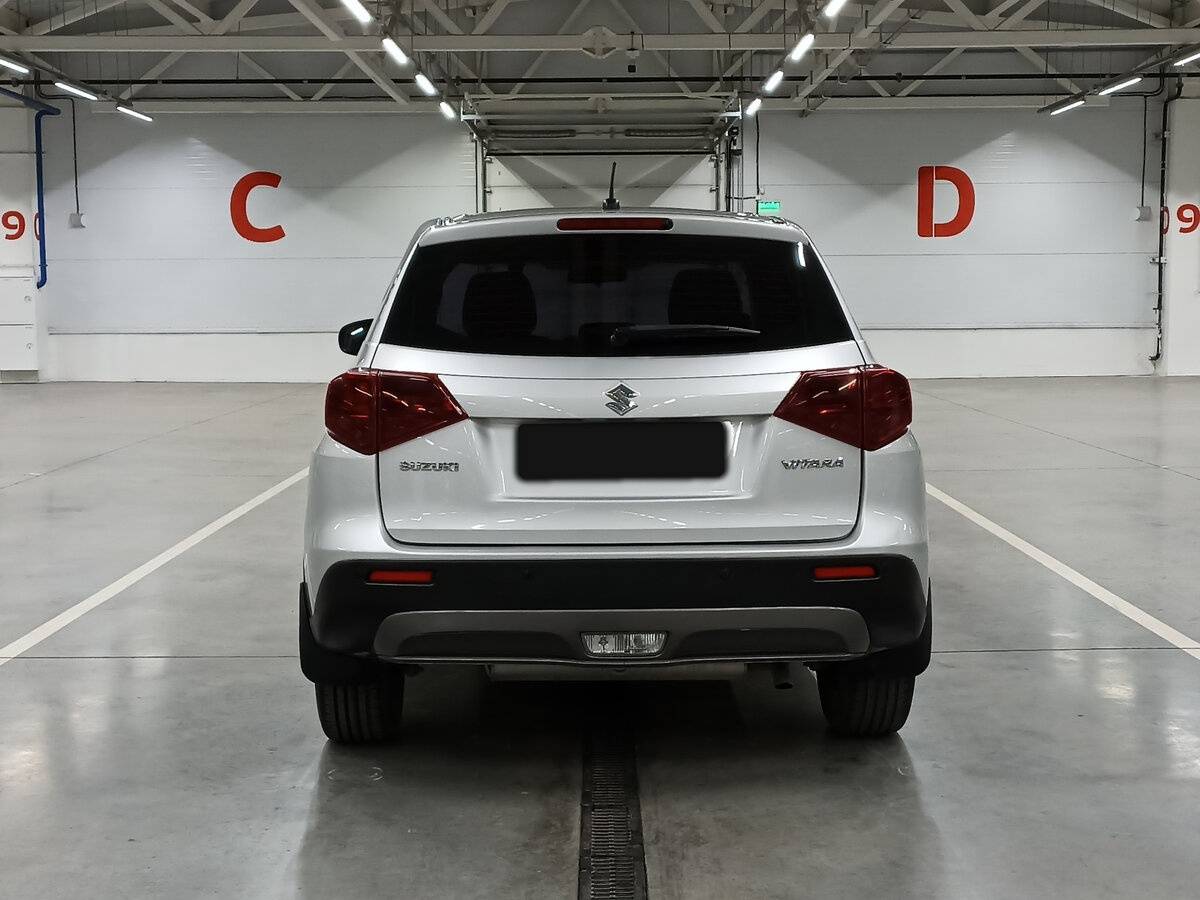 Suzuki Vitara б/у, 2021, Механическая. Фото: #5