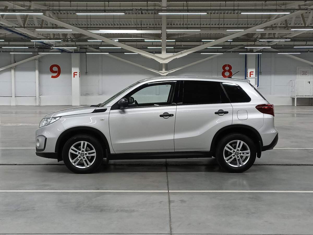 Suzuki Vitara б/у, 2021, Механическая. Фото: #7