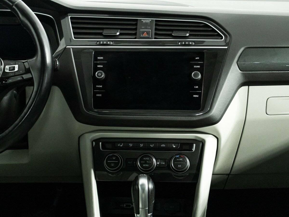 Volkswagen Tiguan б/у, 2018, Роботизированная. Фото: #13