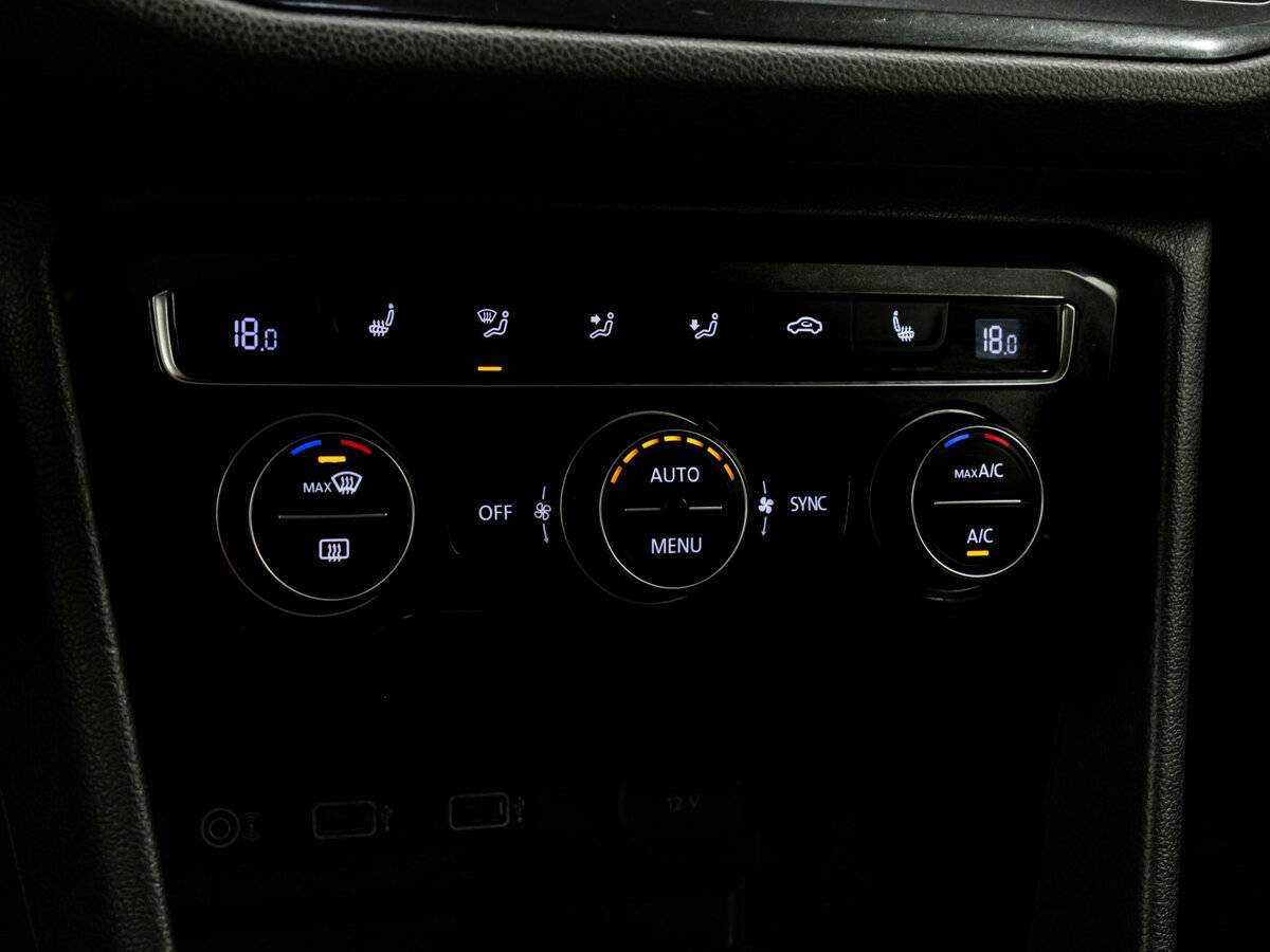 Volkswagen Tiguan б/у, 2017, Автоматическая. Фото: #15