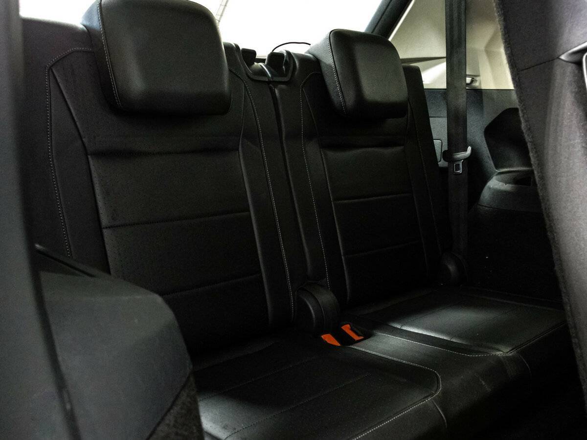 Volkswagen Tiguan б/у, 2017, Автоматическая. Фото: #18