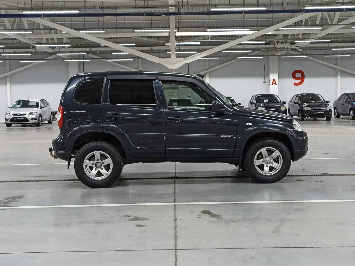 Chevrolet Niva б/у, 2018, Механическая. Фото: #3