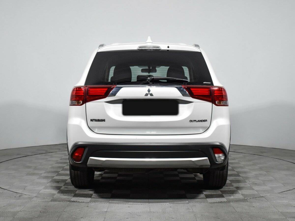 Mitsubishi Outlander б/у, 2018, Вариатор. Фото: #5