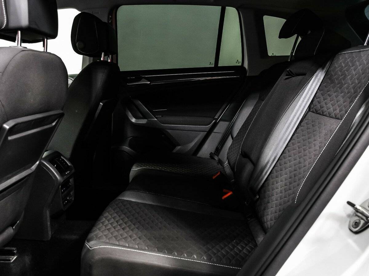 Volkswagen Tiguan б/у, 2018, Роботизированная. Фото: #11