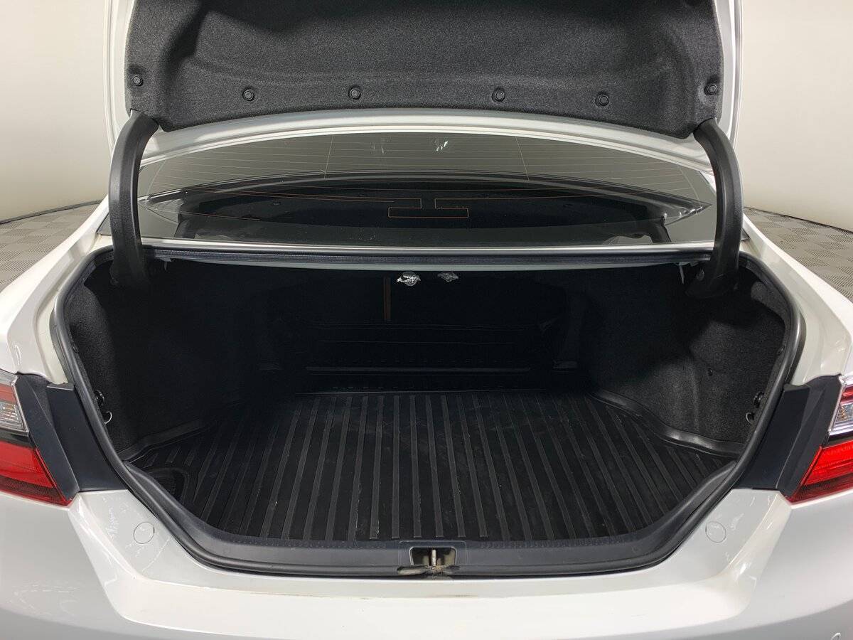 Тойота Камри б/у, 2017, Автоматическая. Фото: #18