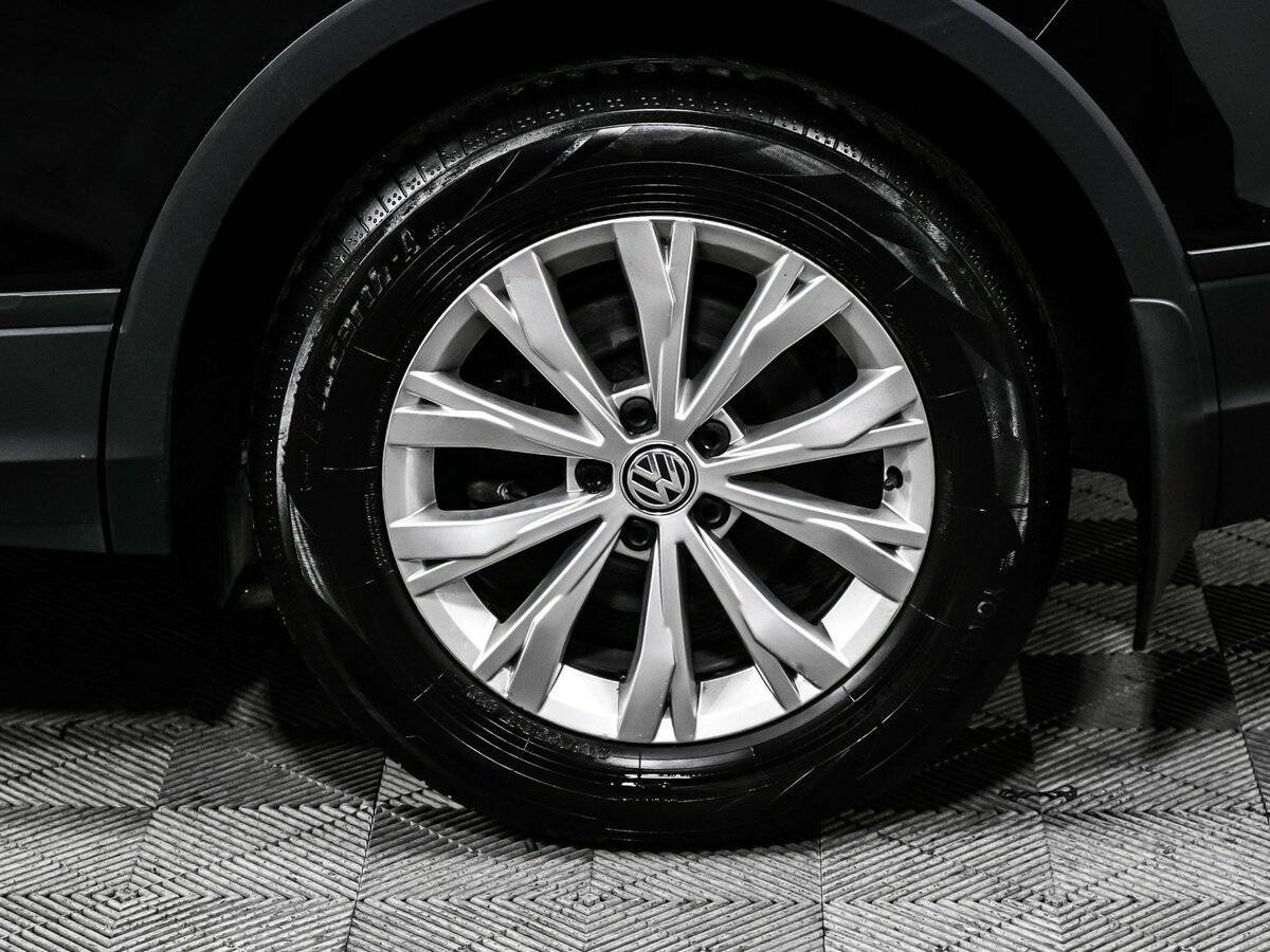 Volkswagen Tiguan б/у, 2020, Роботизированная. Фото: #13