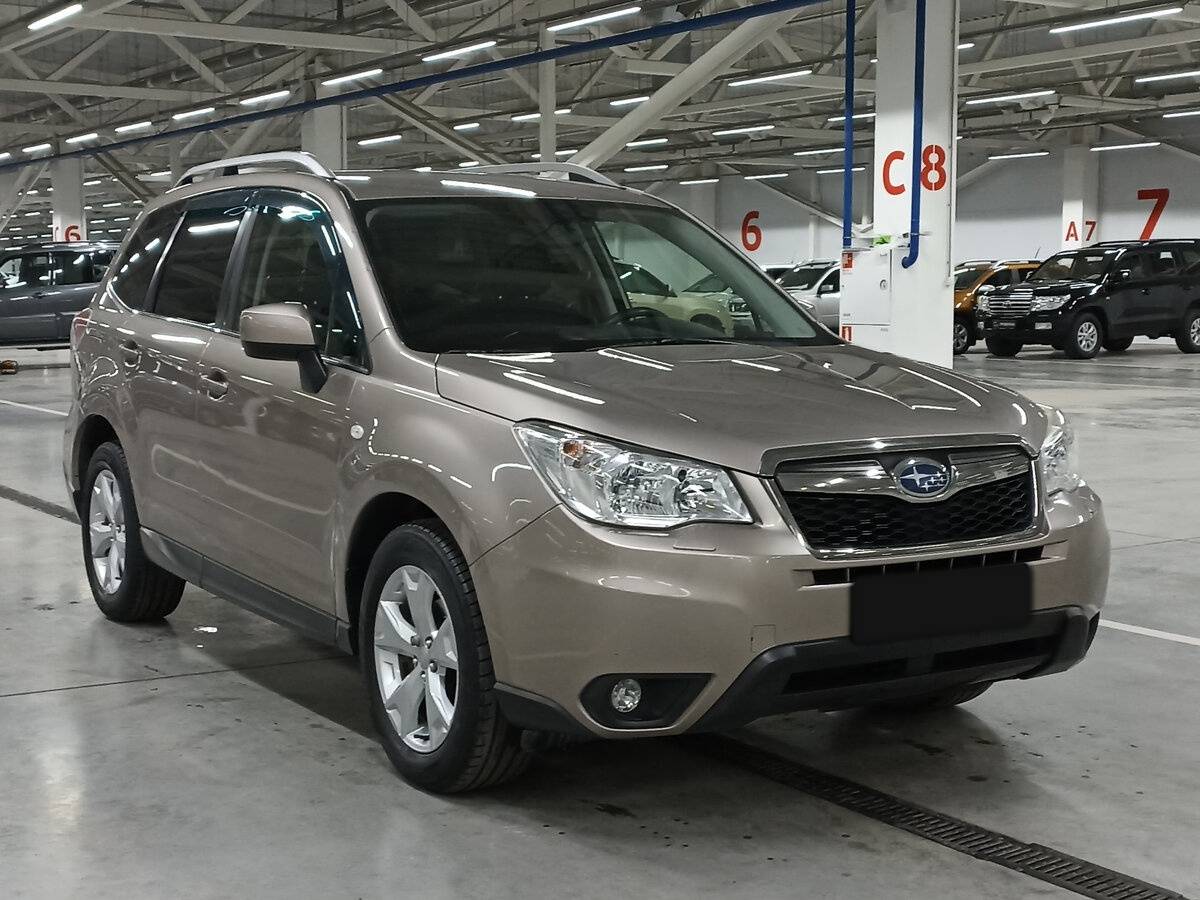 Subaru Forester б/у, 2014, Механическая. Фото: #2