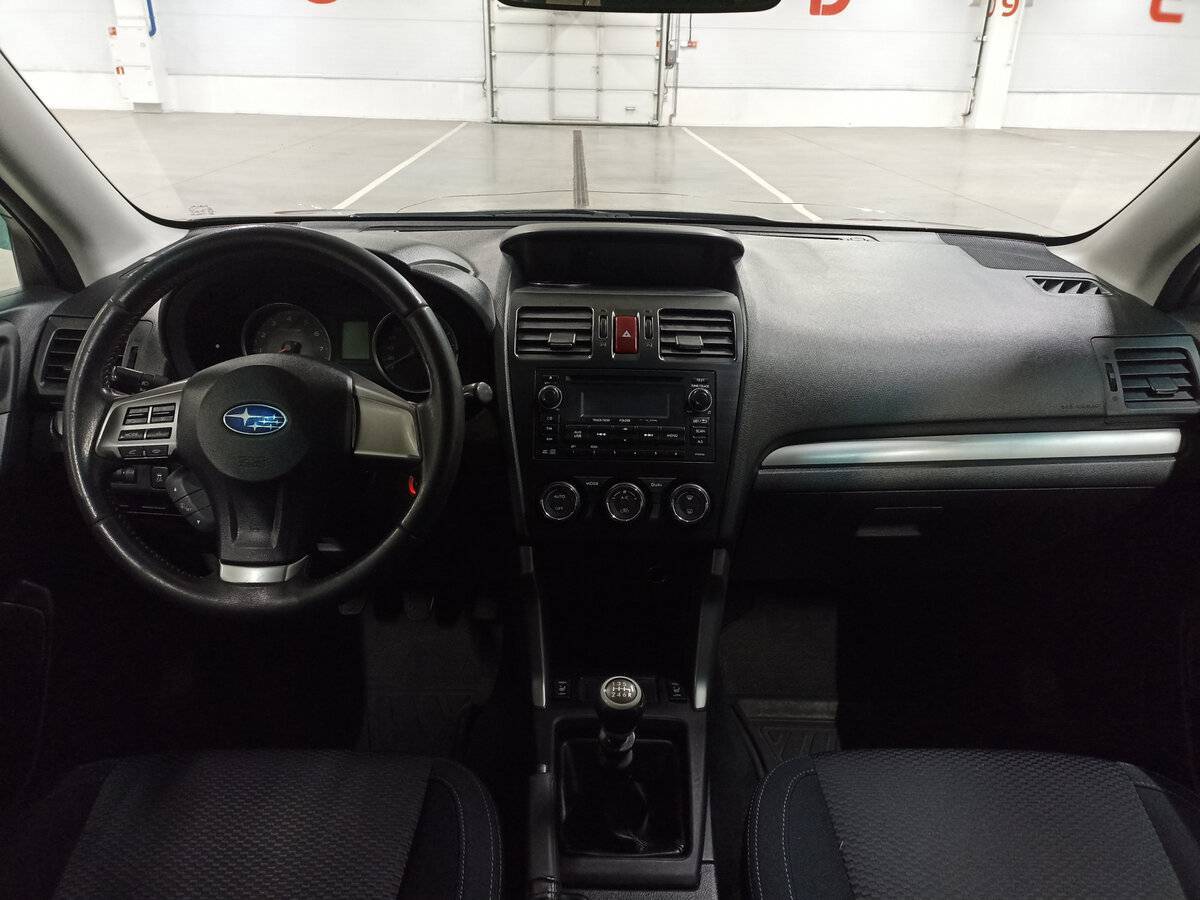 Subaru Forester б/у, 2014, Механическая. Фото: #13