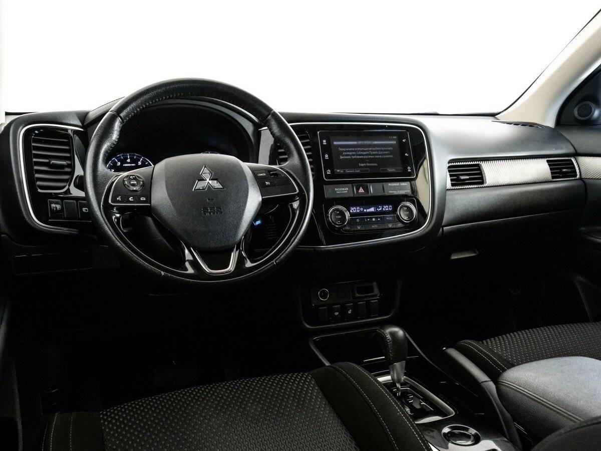 Mitsubishi Outlander б/у, 2018, Вариатор. Фото: #10