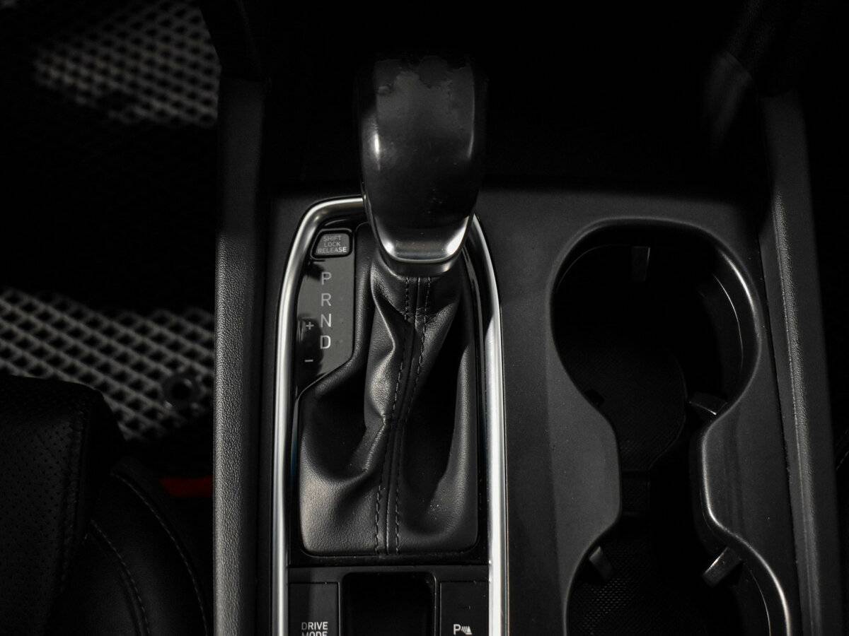 Hyundai Santa Fe б/у, 2018, Автоматическая. Фото: #11