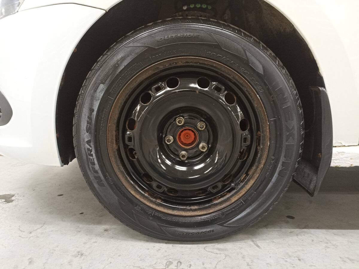 Фольксваген Поло б/у, 2013, Механическая. Фото: #17