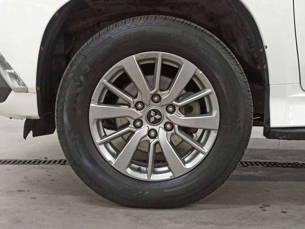 Mitsubishi Pajero Sport б/у, 2018, Механическая. Фото: #17