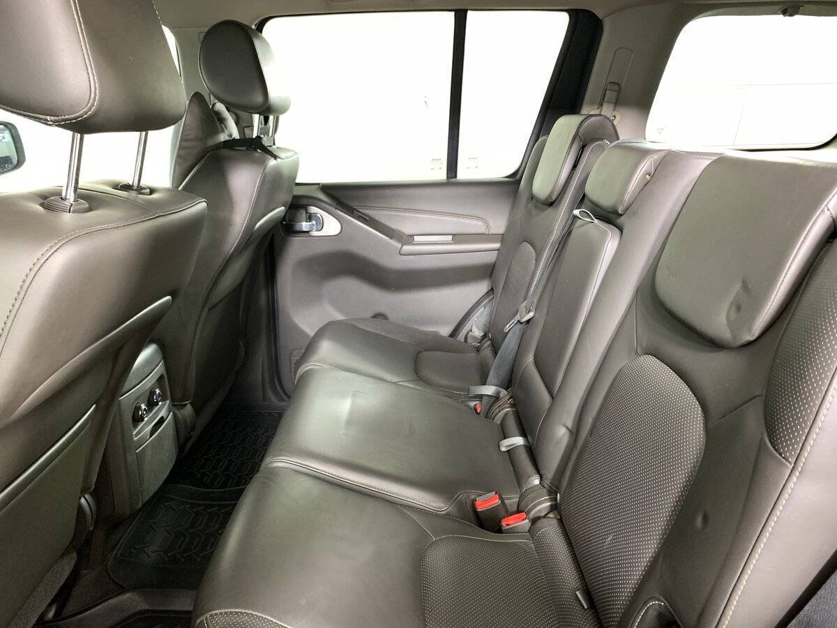 Nissan Pathfinder б/у, 2012, Автоматическая. Фото: #17