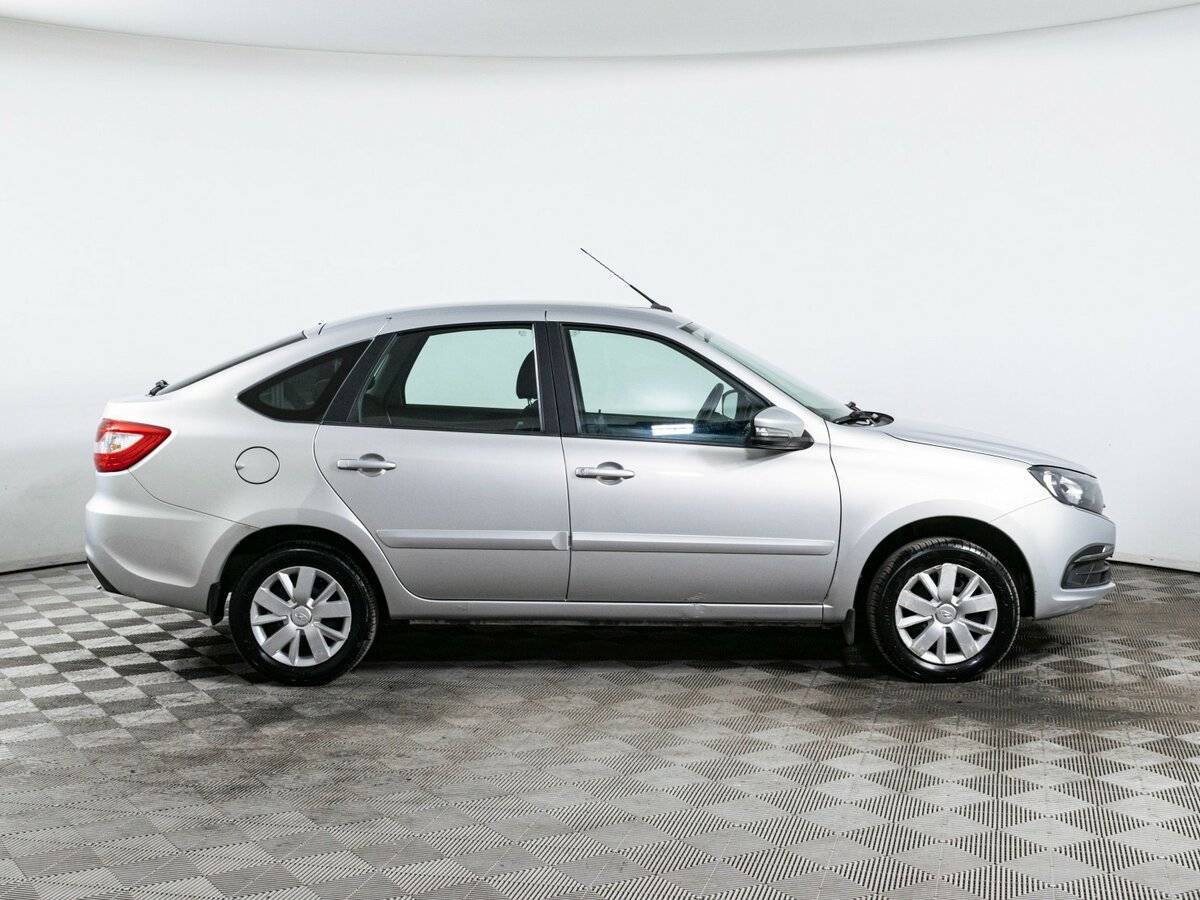 Лада (ВАЗ) Гранта б/у, 2020, Механическая. Фото: #3