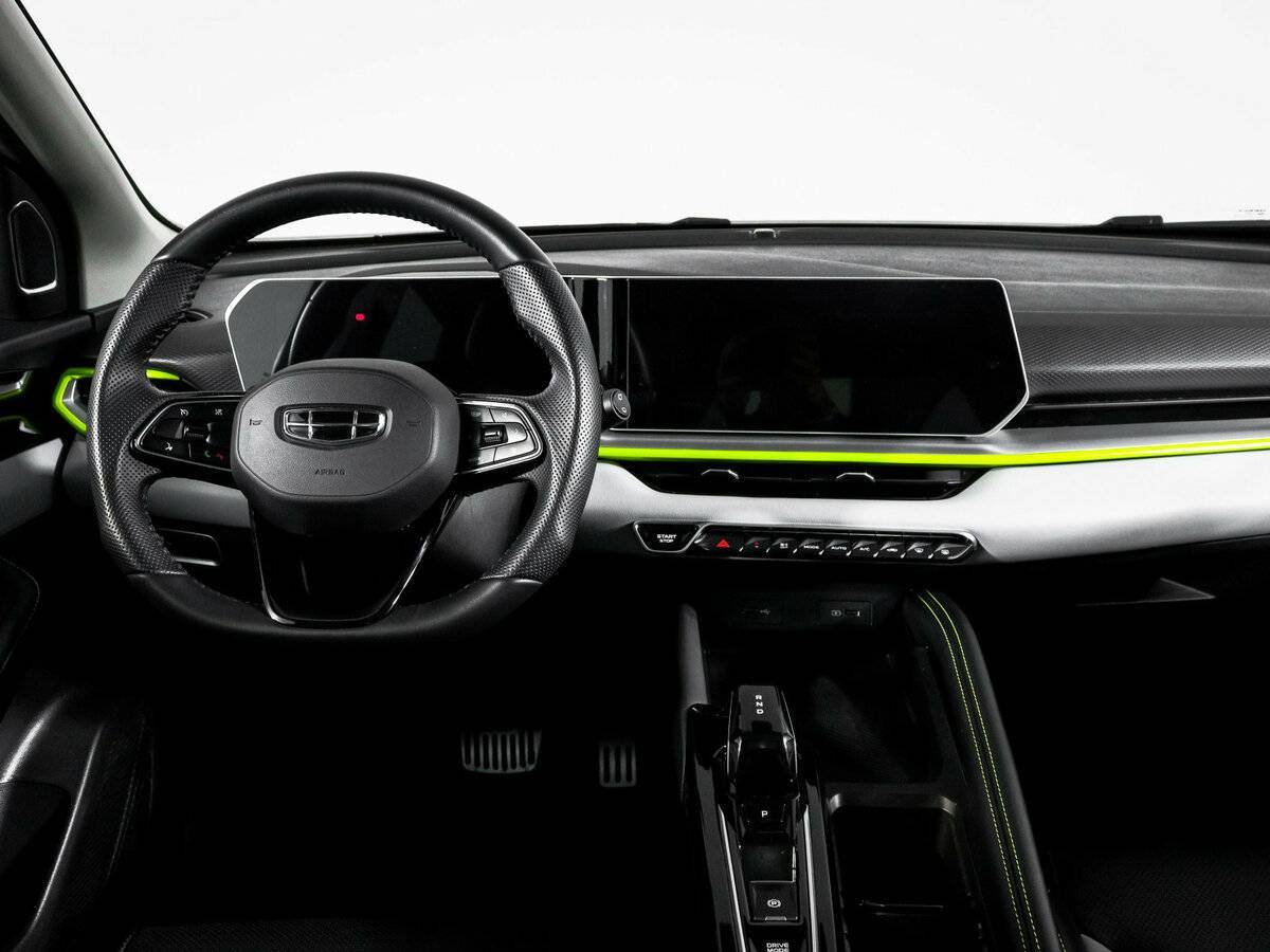 Geely Coolray б/у, 2023, Роботизированная. Фото: #11