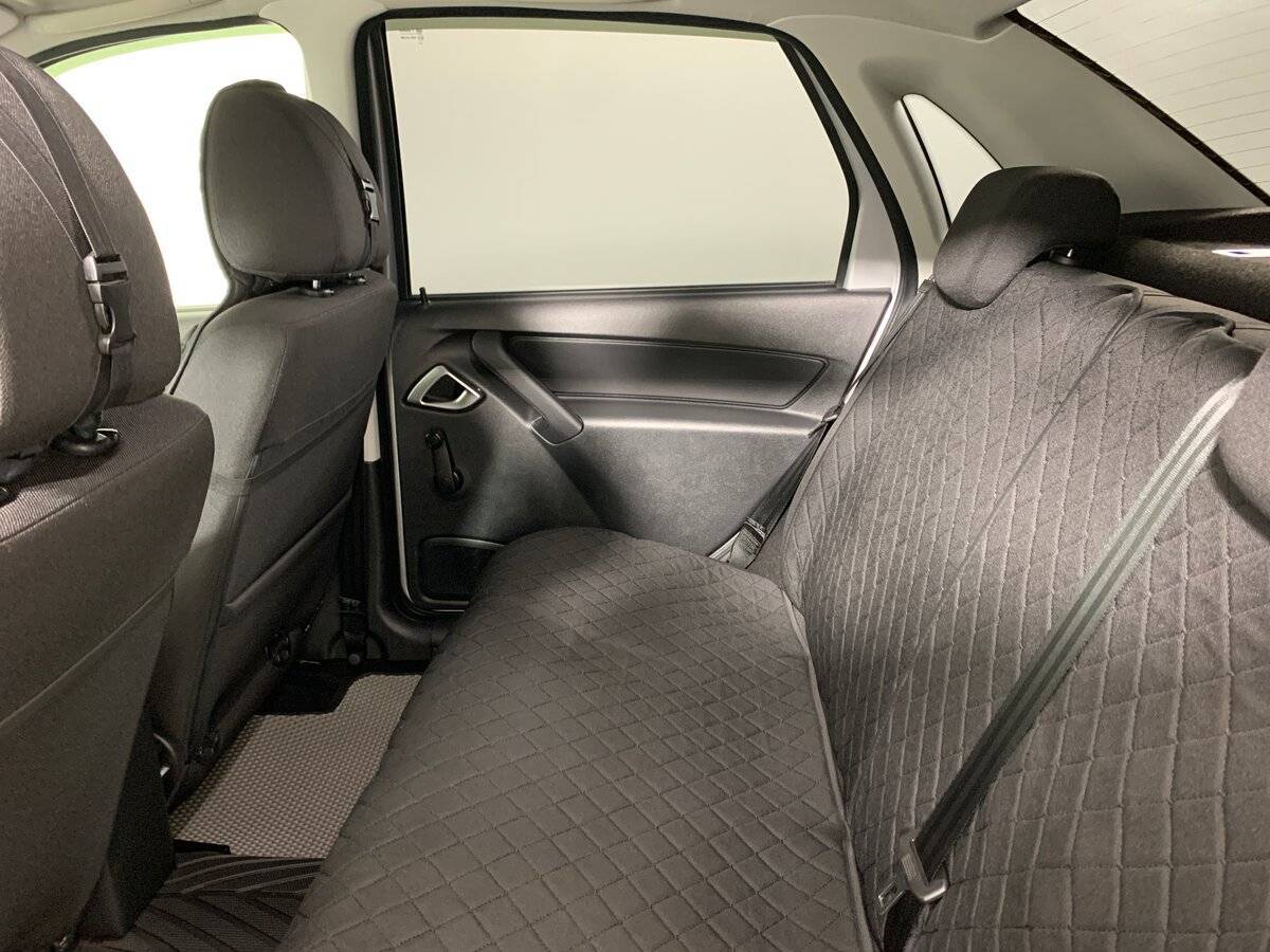 Лада (ВАЗ) Гранта б/у, 2024, Механическая. Фото: #17