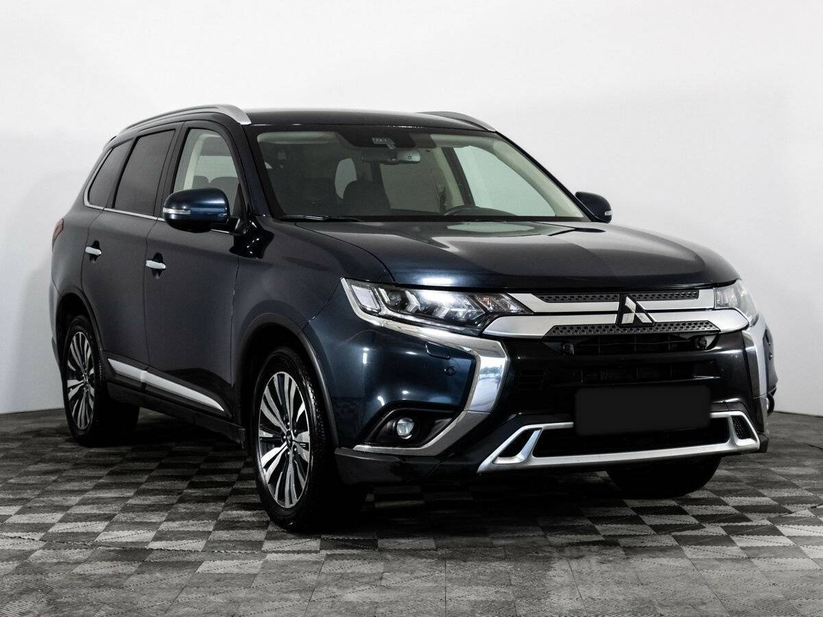 Mitsubishi Outlander б/у, 2020, Автоматическая. Фото: #2