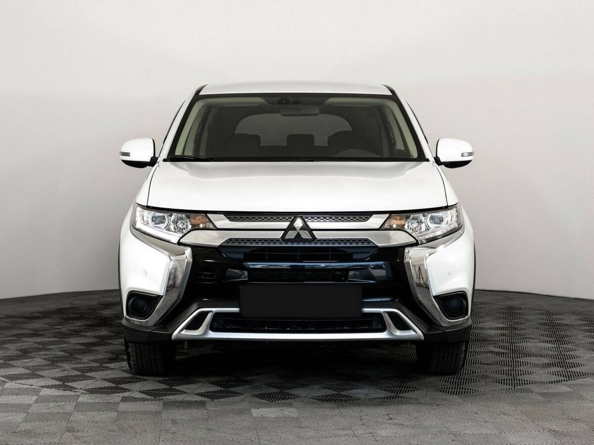 Mitsubishi Outlander б/у, 2019, Вариатор. Фото: #1