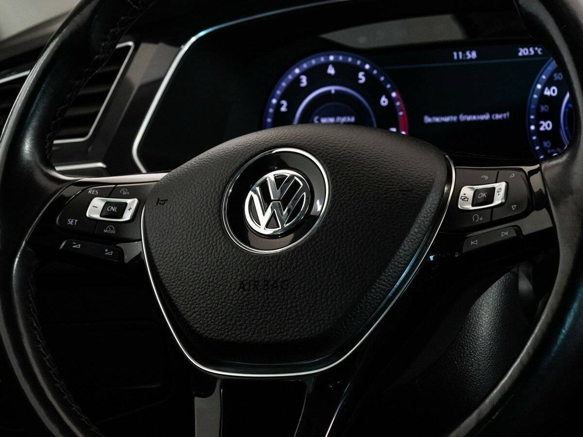 Volkswagen Tiguan б/у, 2017, Роботизированная. Фото: #10