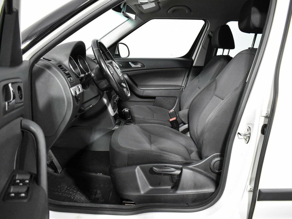 Skoda Yeti б/у, 2013, Роботизированная. Фото: #9