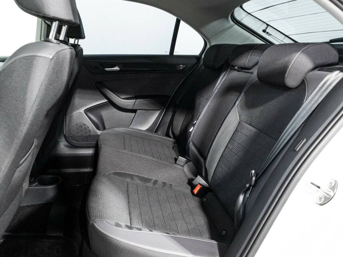 Volkswagen Polo б/у, 2020, Роботизированная. Фото: #9