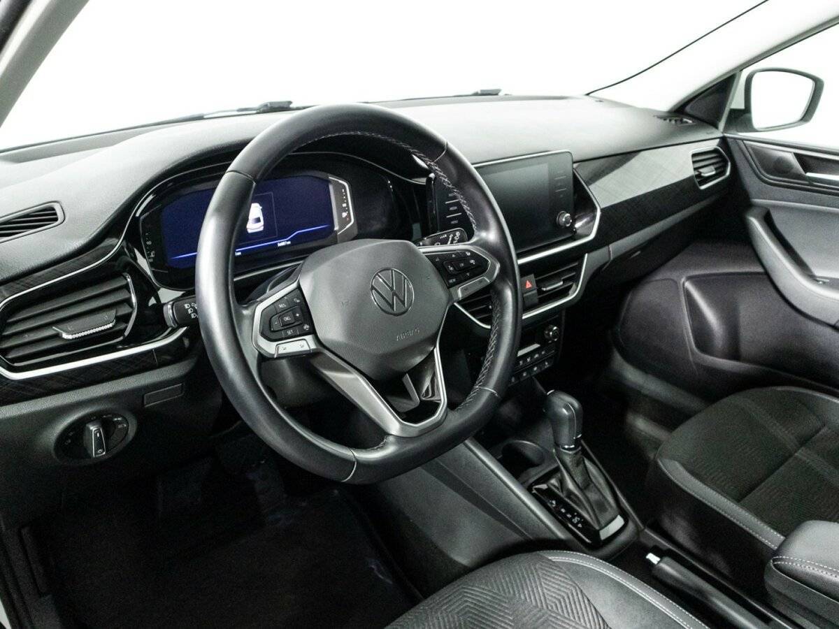Volkswagen Polo б/у, 2020, Роботизированная. Фото: #10