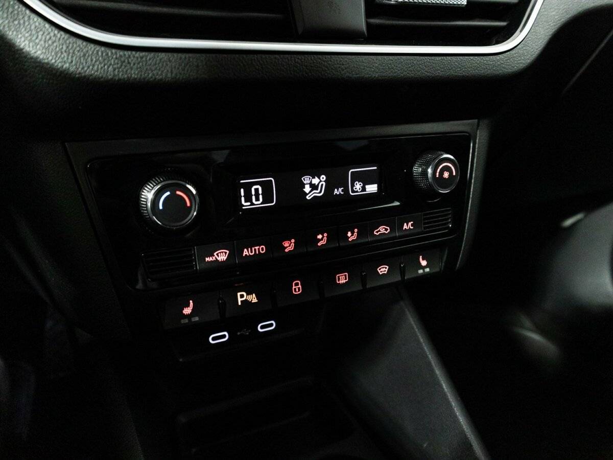 Volkswagen Polo б/у, 2020, Роботизированная. Фото: #16