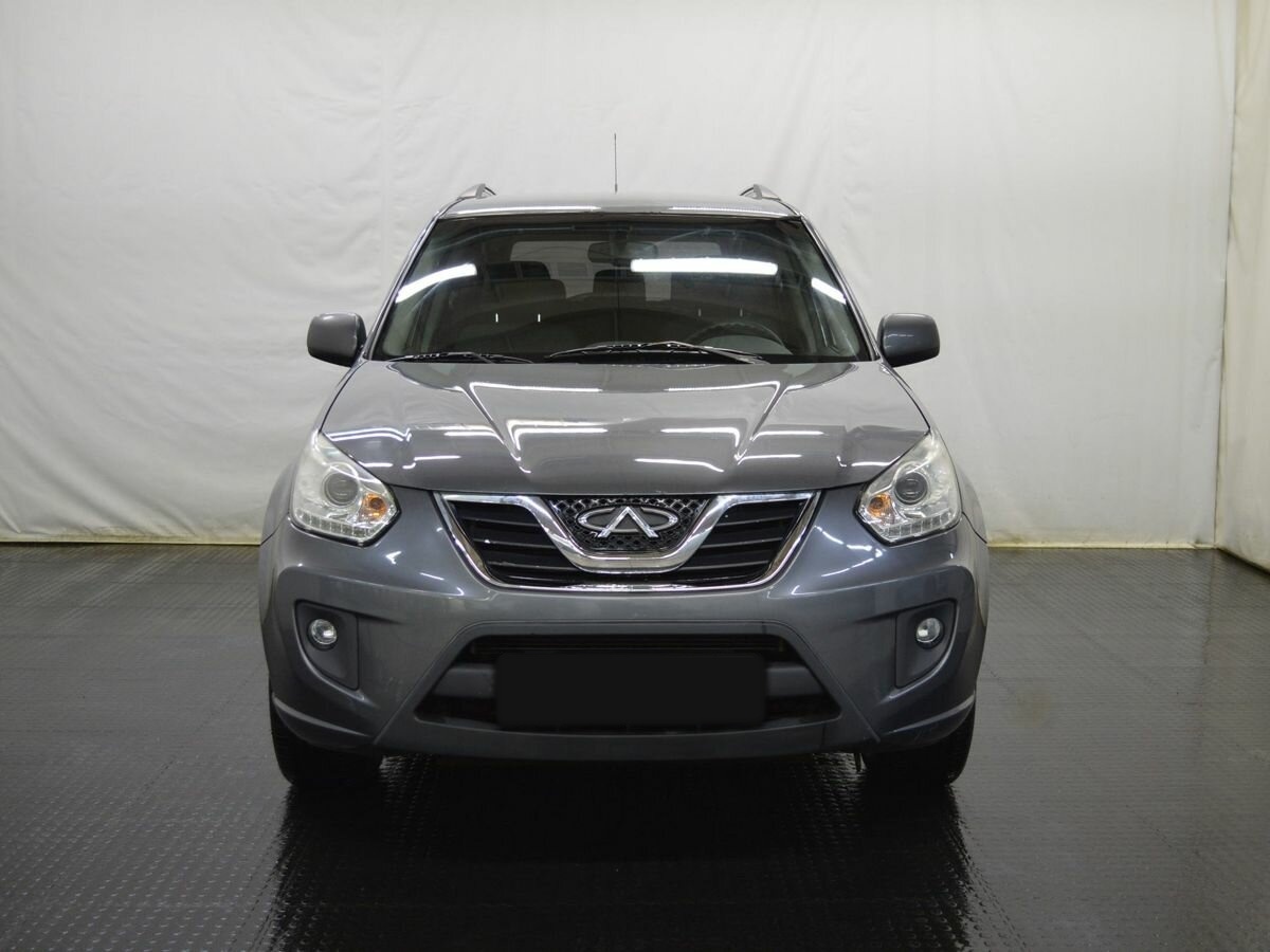 Chery Tiggo (T11) б/у, 2015, Механическая. Фото: #1