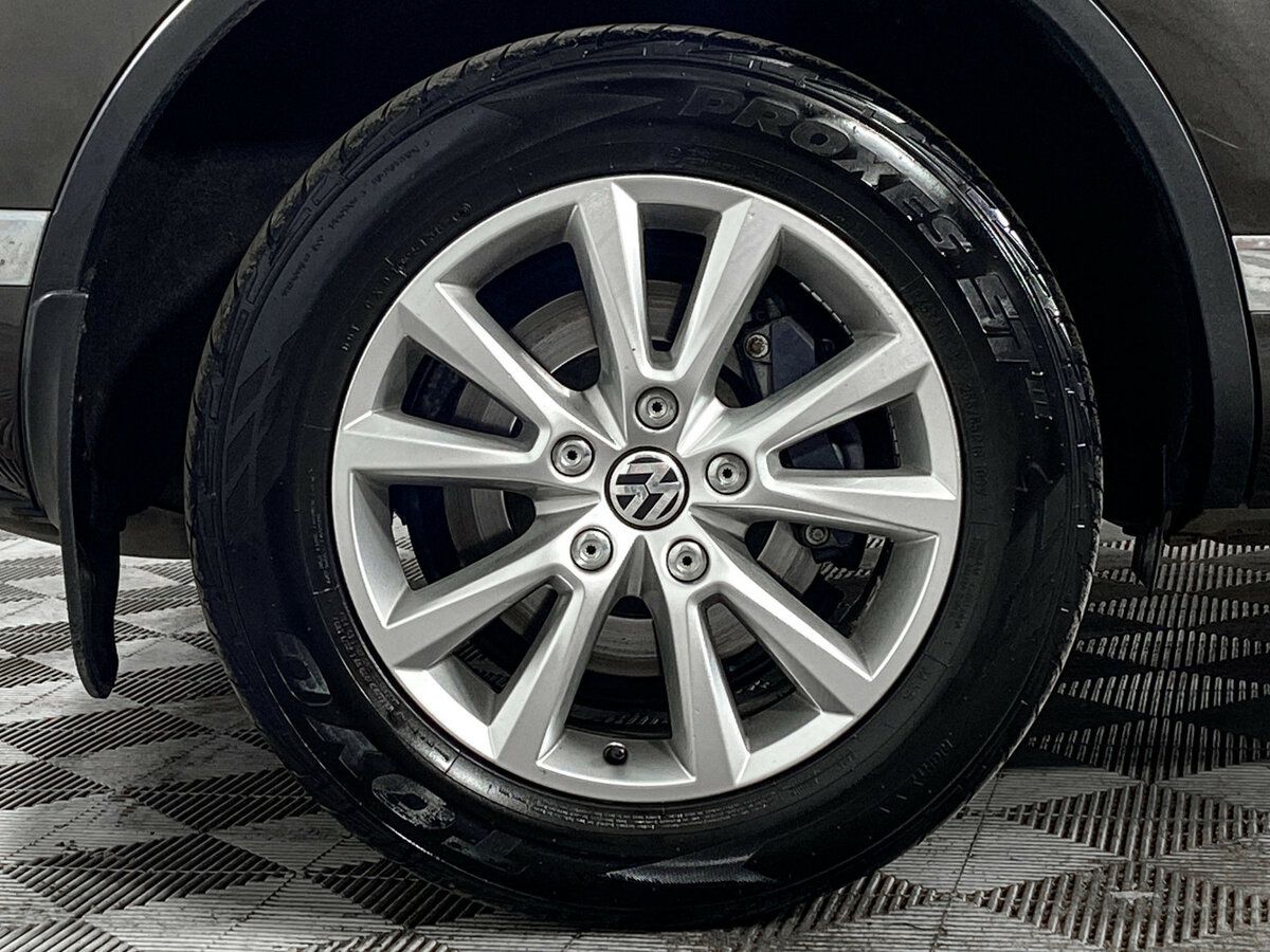 Volkswagen Touareg б/у, 2015, Автоматическая. Фото: #18