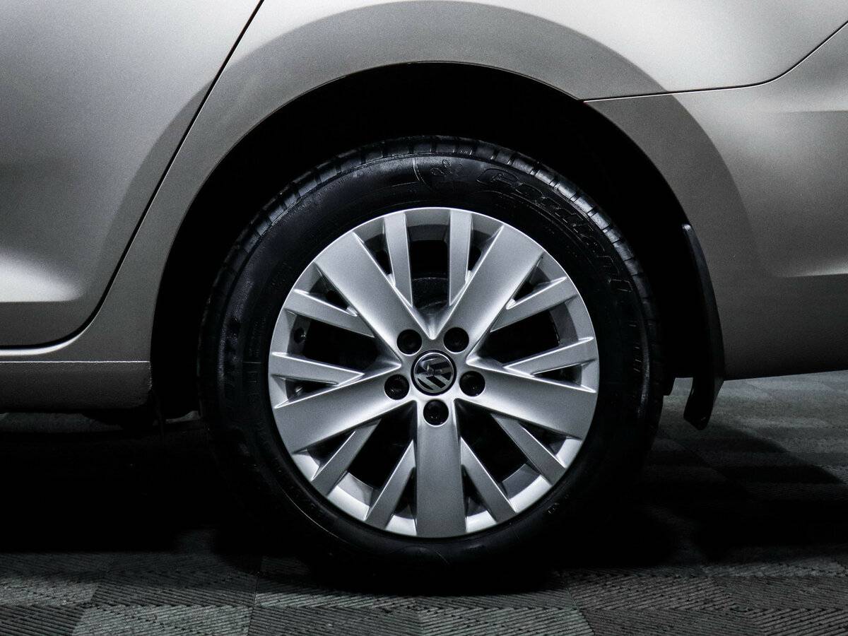 Volkswagen Polo б/у, 2021, Автоматическая. Фото: #11