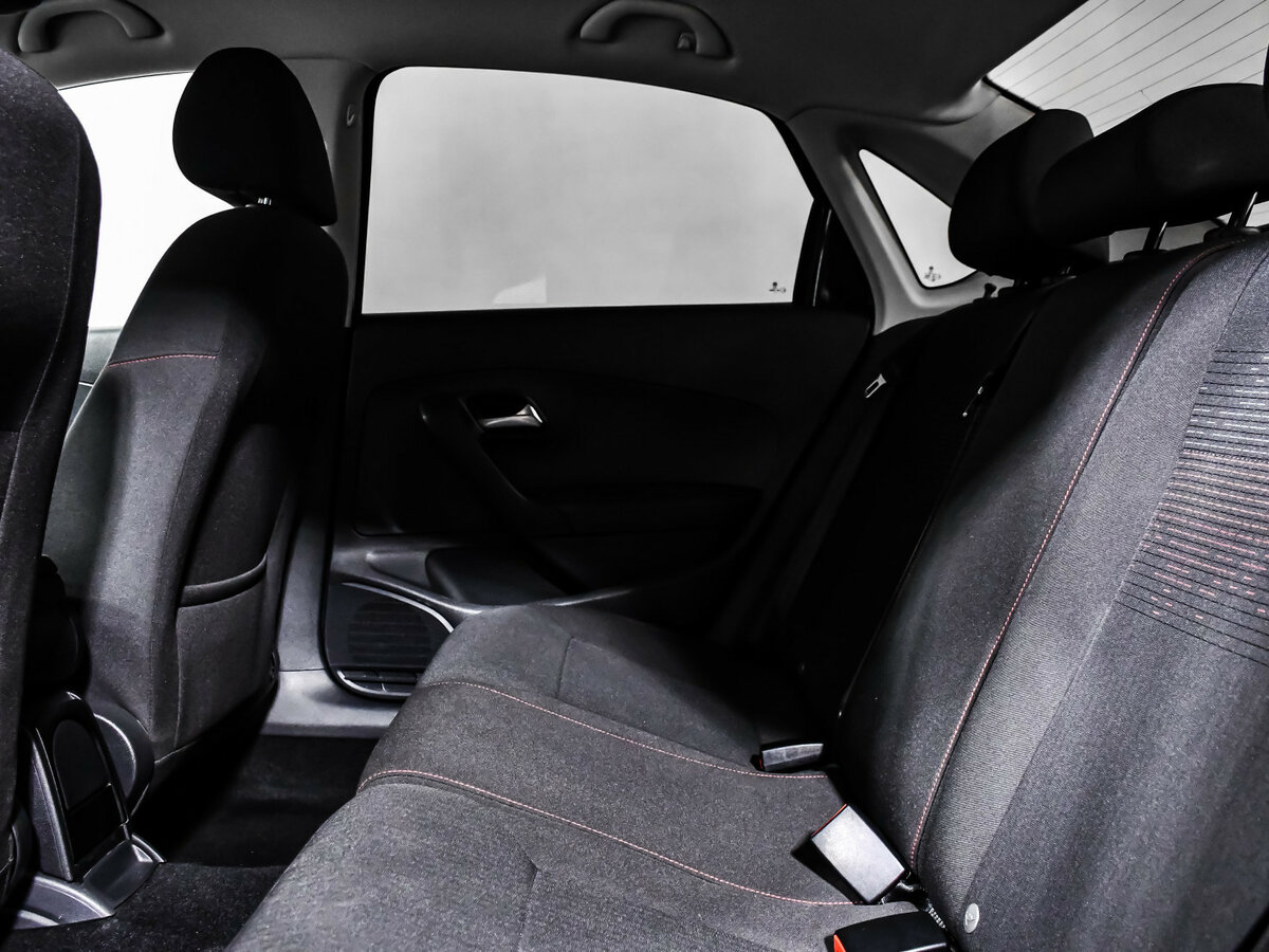 Volkswagen Polo б/у, 2017, Автоматическая. Фото: #10