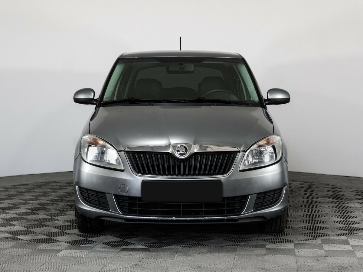 Skoda Fabia б/у, 2013, Механическая. Фото: #1