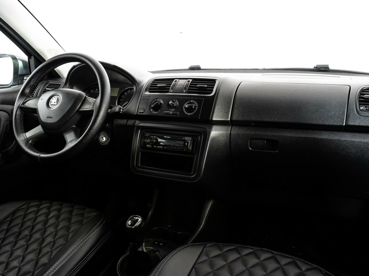 Skoda Fabia б/у, 2013, Механическая. Фото: #8