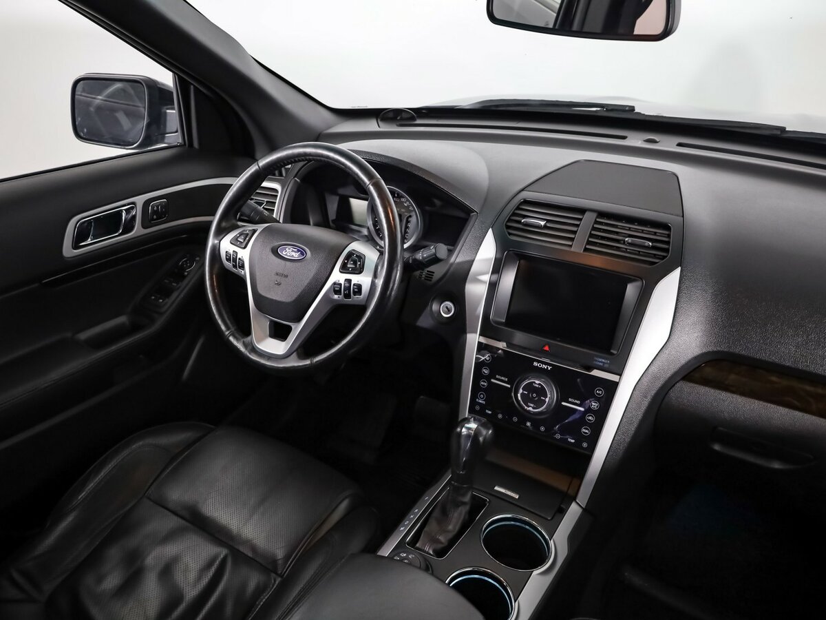 Ford Explorer б/у, 2013, Автоматическая. Фото: #8