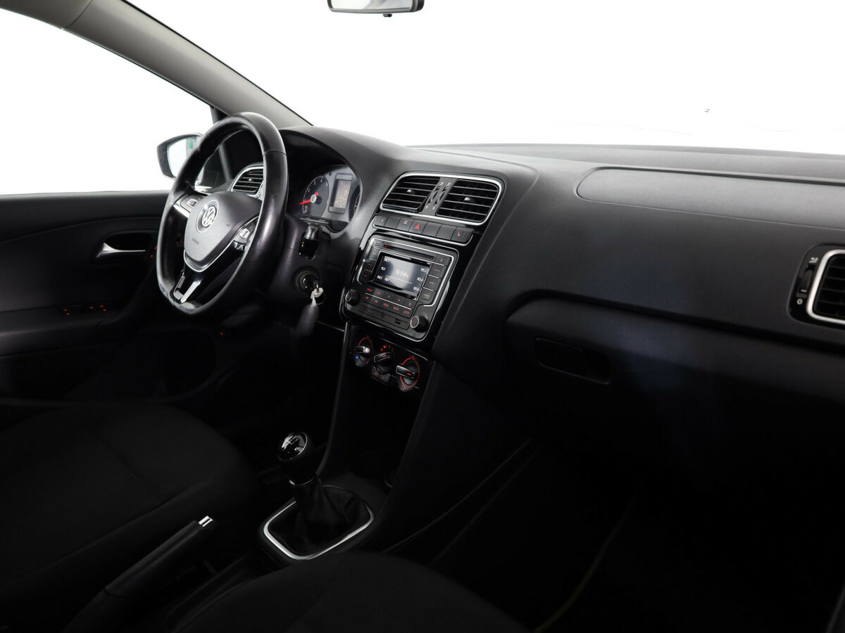 Фольксваген Поло б/у, 2017, Механическая. Фото: #9