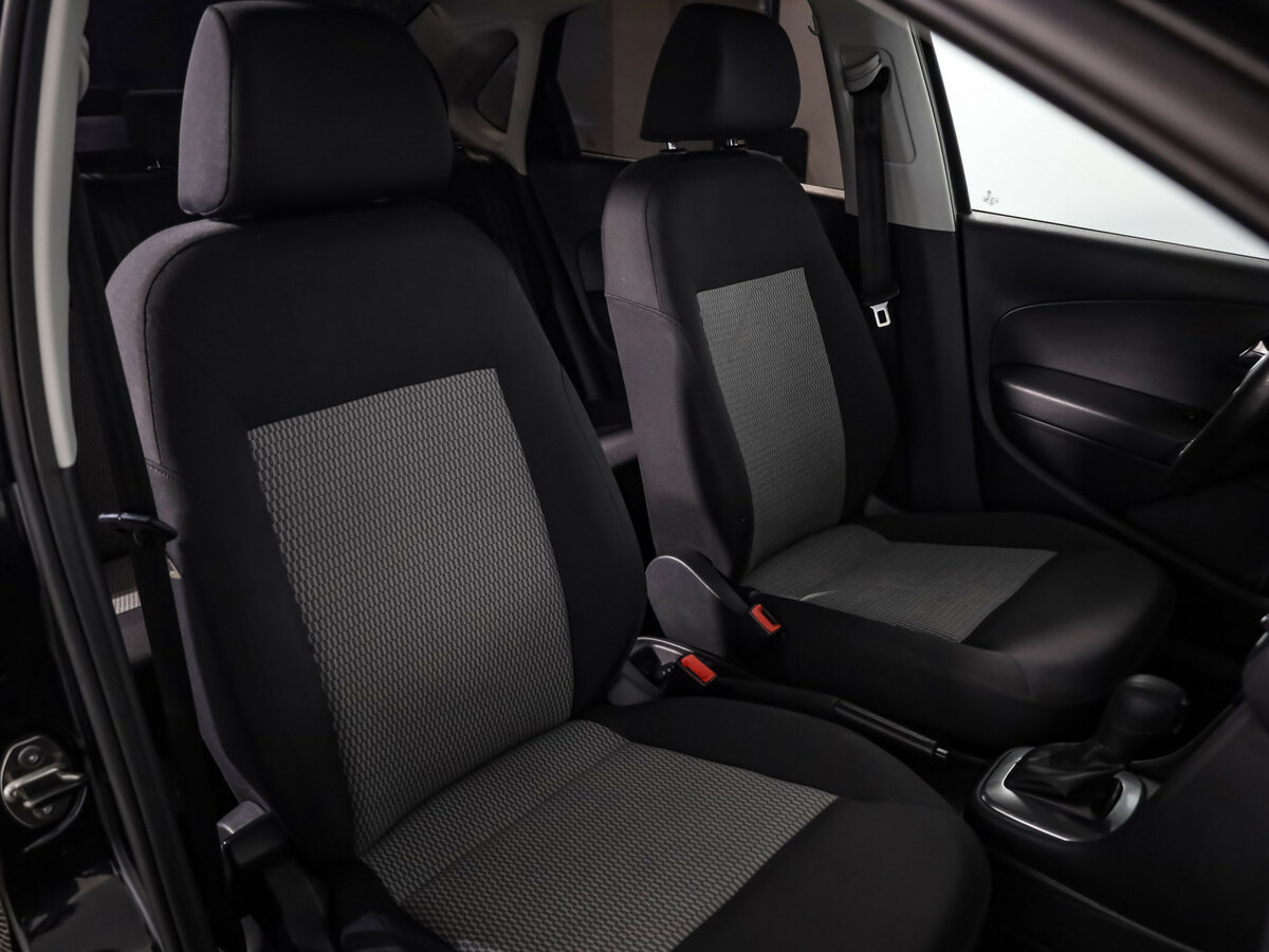 Volkswagen Polo б/у, 2013, Автоматическая. Фото: #13