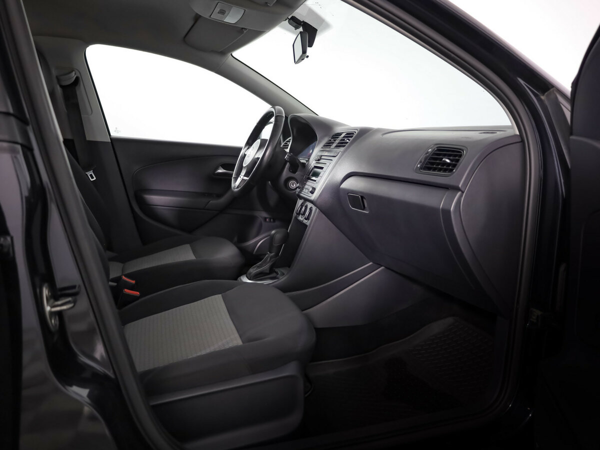 Volkswagen Polo б/у, 2013, Автоматическая. Фото: #14