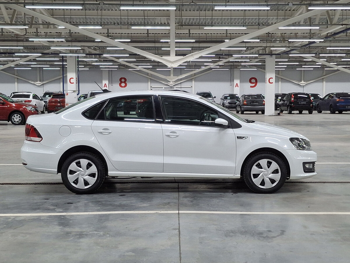 Volkswagen Polo б/у, 2019, Автоматическая. Фото: #3