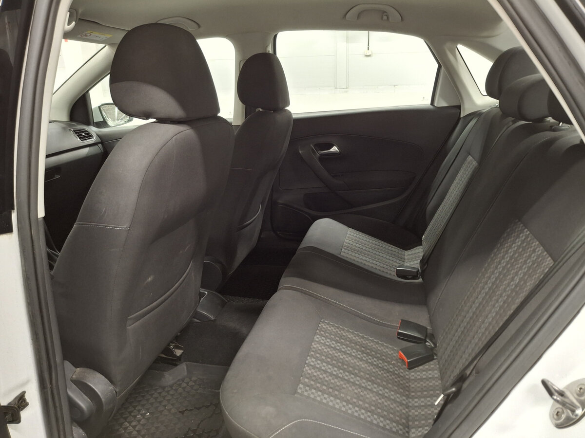 Volkswagen Polo б/у, 2019, Автоматическая. Фото: #10