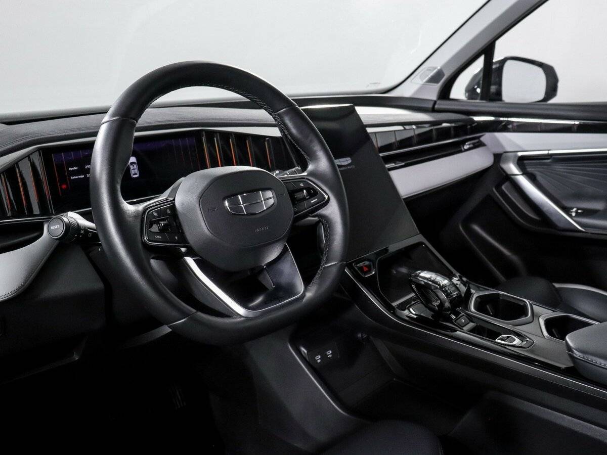 Geely Atlas б/у, 2024, Автоматическая. Фото: #11