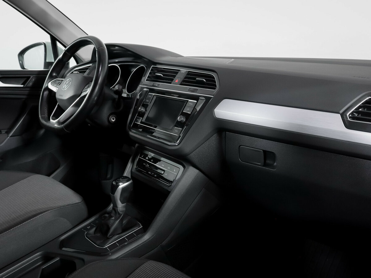 Volkswagen Tiguan б/у, 2020, Роботизированная. Фото: #8