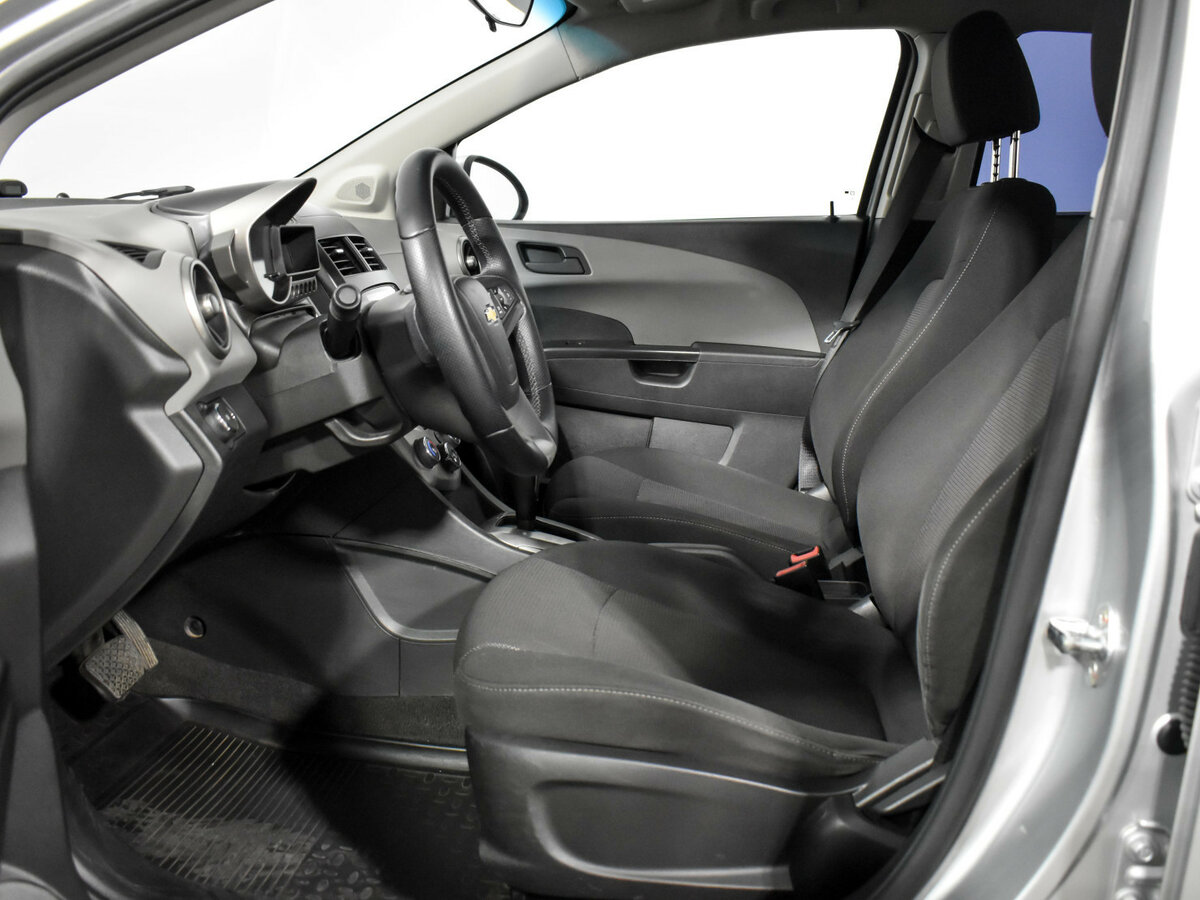 Chevrolet Aveo б/у, 2014, Автоматическая. Фото: #9