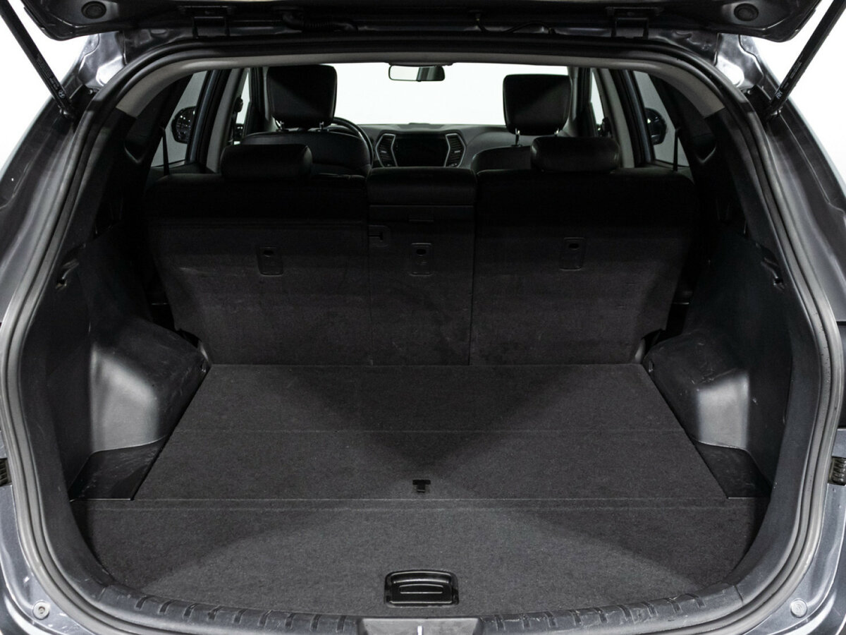Hyundai Santa Fe б/у, 2017, Автоматическая. Фото: #4