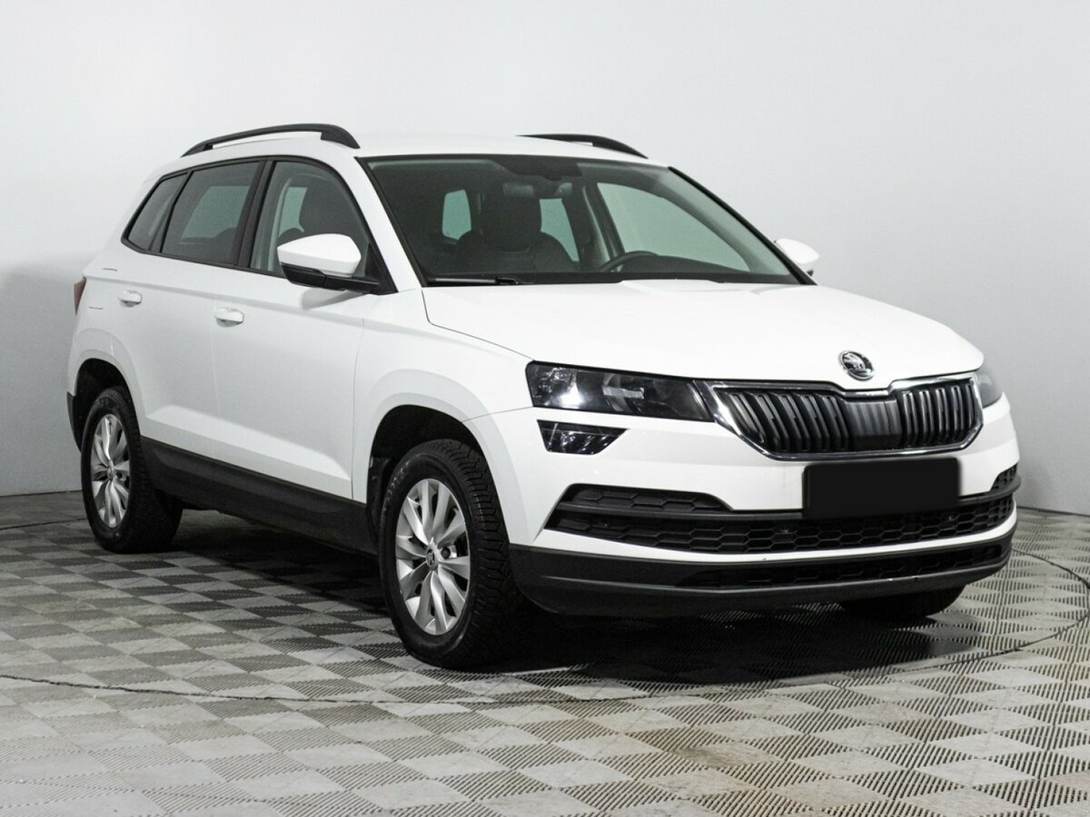 Skoda Karoq б/у, 2020, Автоматическая. Фото: #2